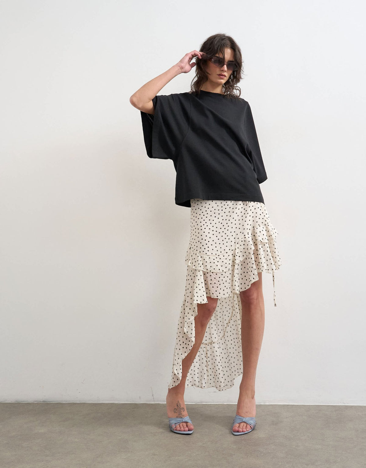 Batwing T-Shirt – Women's Oversized Short Sleeve Top, Casual Everyday Style - Satinni