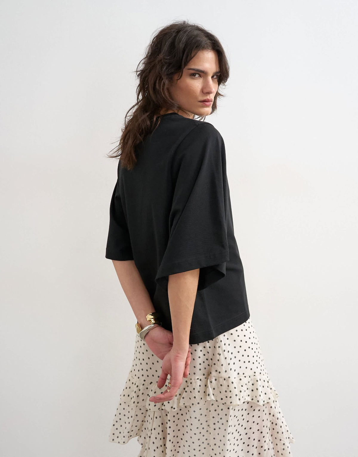 Batwing T-Shirt – Women's Oversized Short Sleeve Top, Casual Everyday Style - Satinni