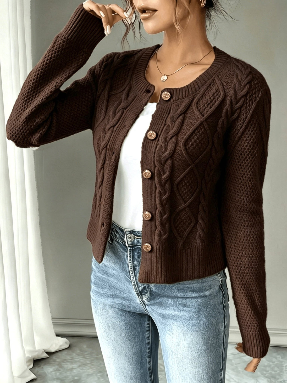 Cable-Knit Button-Front Cardigan for Women - Cozy Knitwear for Casual Wear - Satinnis