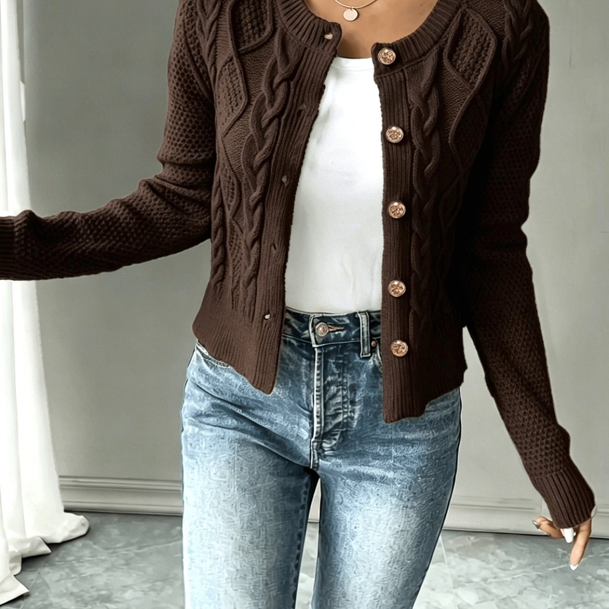 Cable-Knit Button-Front Cardigan for Women - Cozy Knitwear for Casual Wear - Satinnis