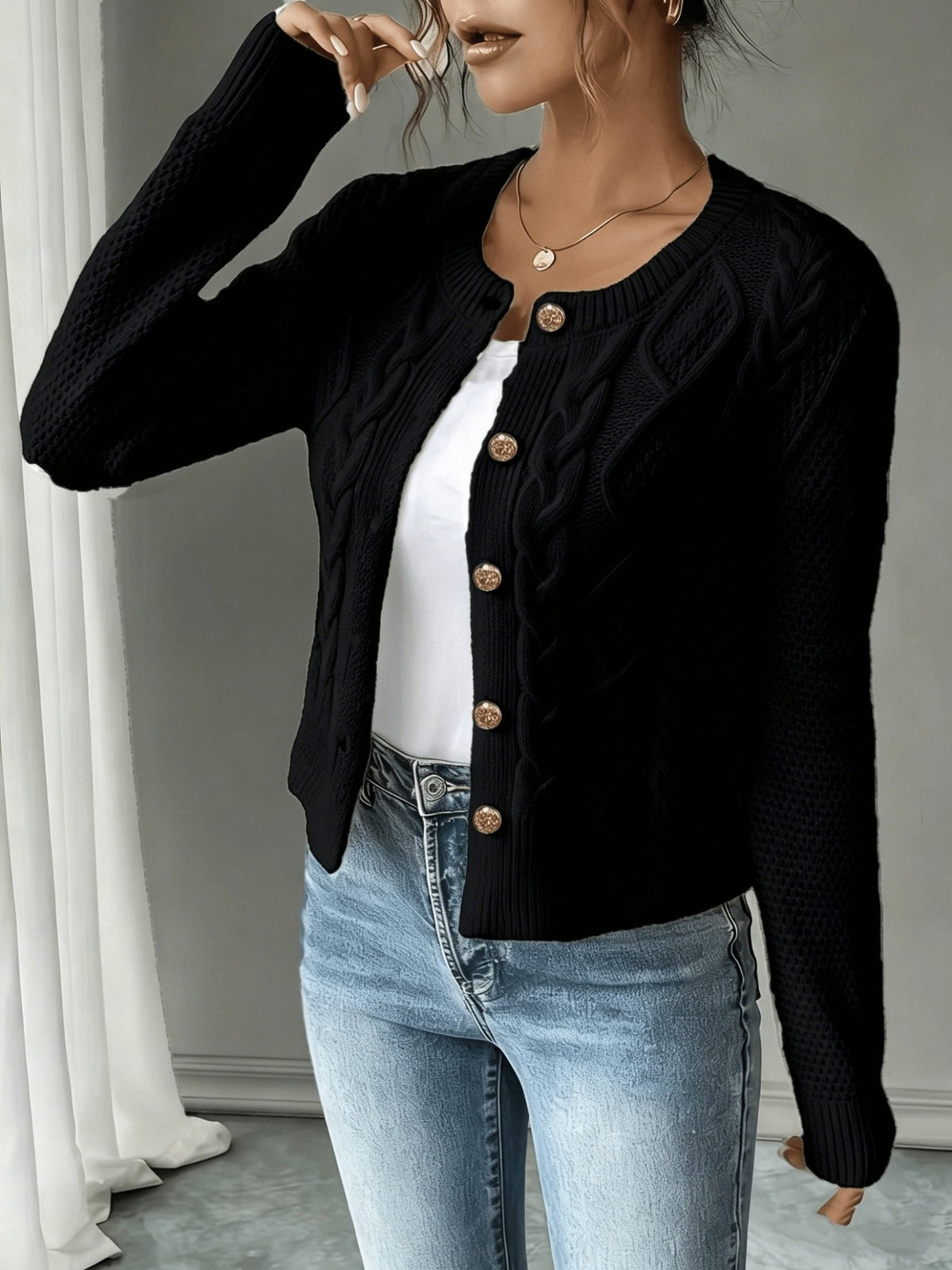 Cable-Knit Button-Front Cardigan for Women - Cozy Knitwear for Casual Wear - Satinnis