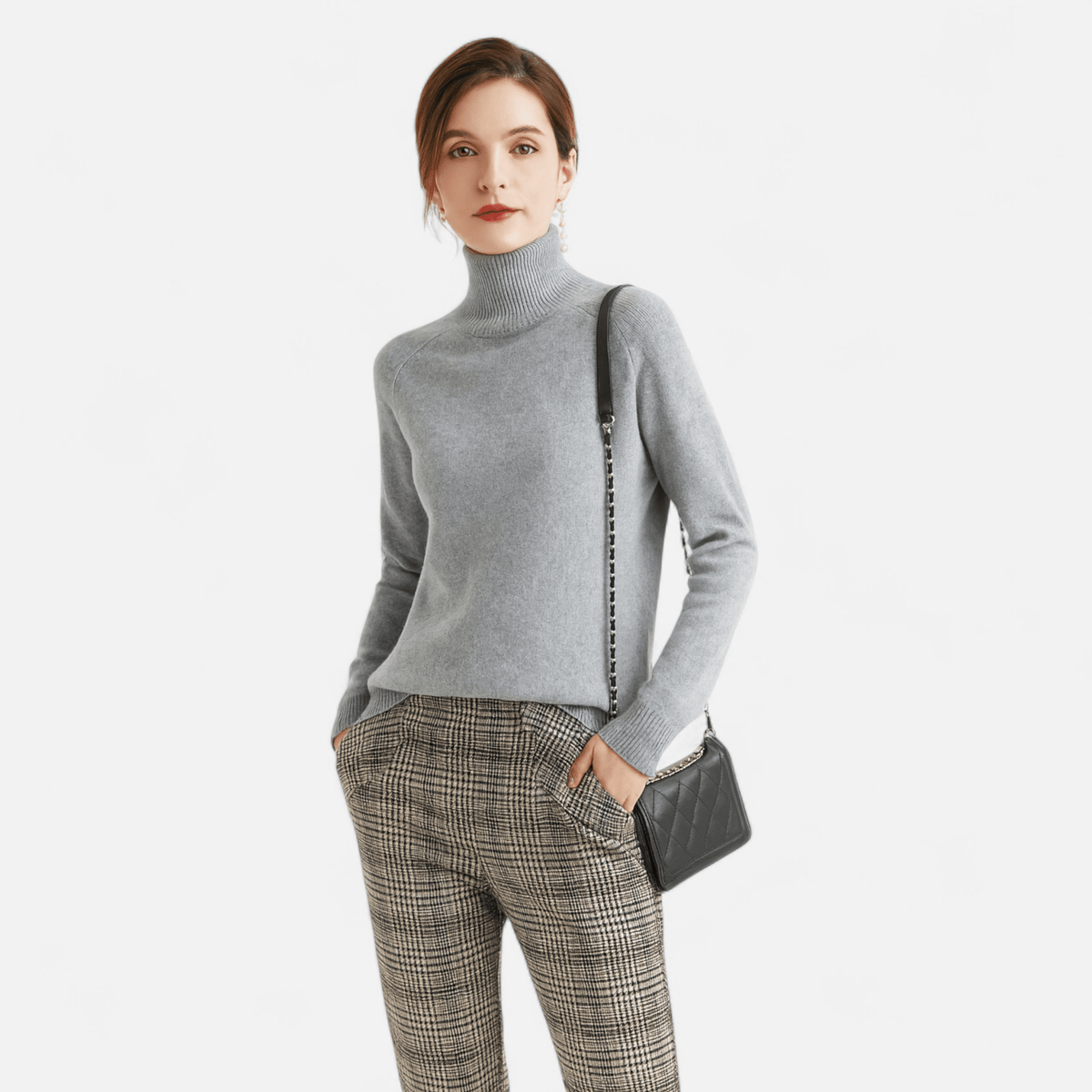 Merino Cashmere Turtleneck Sweater for Women - Elegant and Cozy Knitwear - Satinnis
