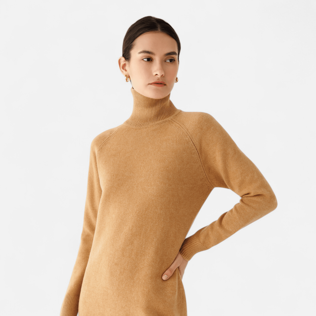 Merino Cashmere Turtleneck Sweater for Women - Elegant and Cozy Knitwear - Satinnis
