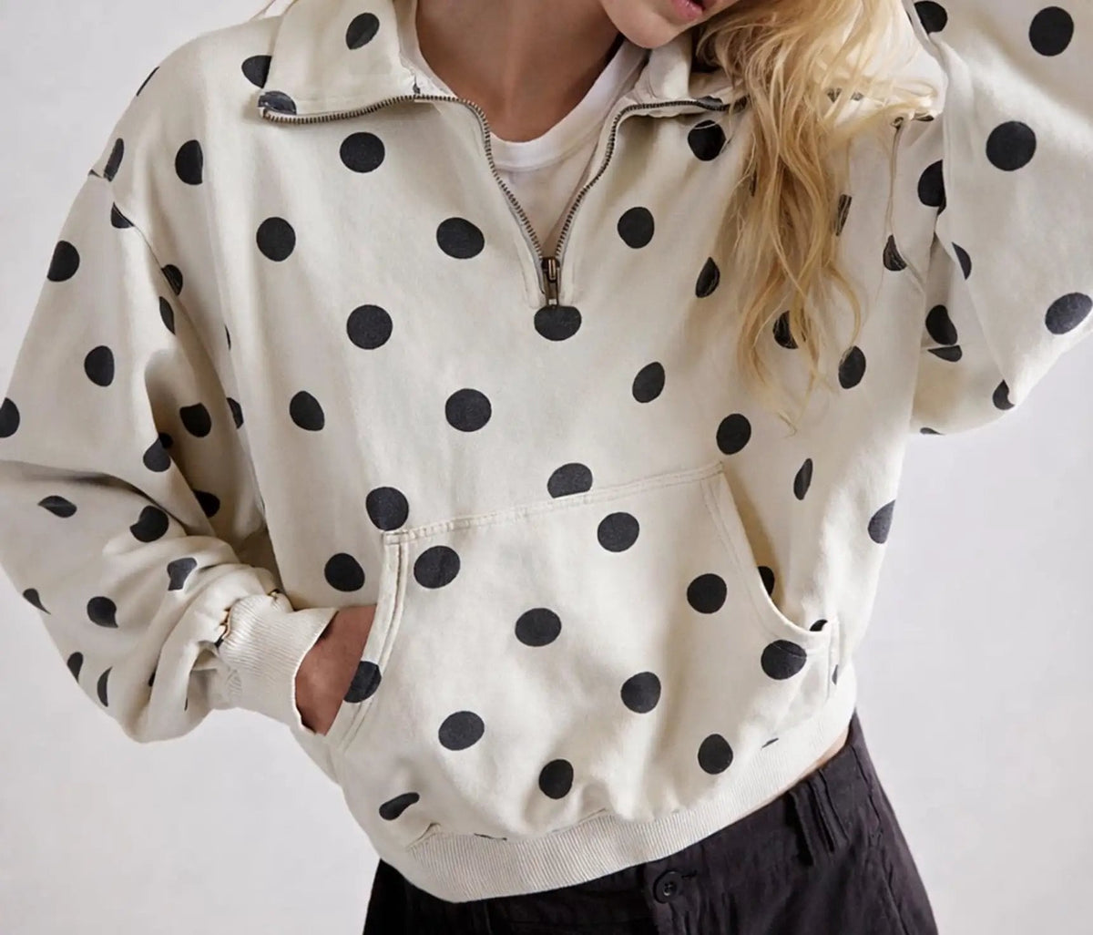 Oversized Blue Polka Dot Half-Zip Sweatshirt for Casual Wear - Satinni