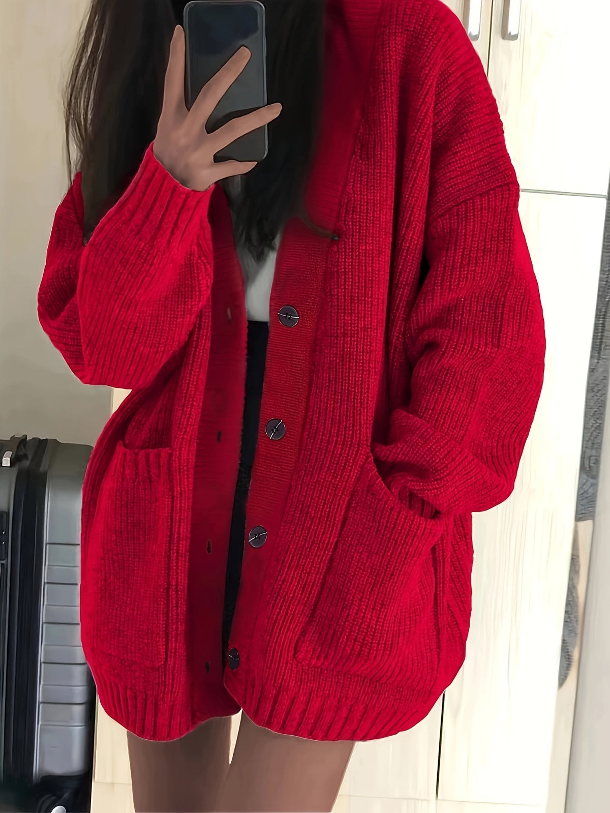 Relaxed Button-Front Cardigan in Soft Knit for Casual Wear - Satinni