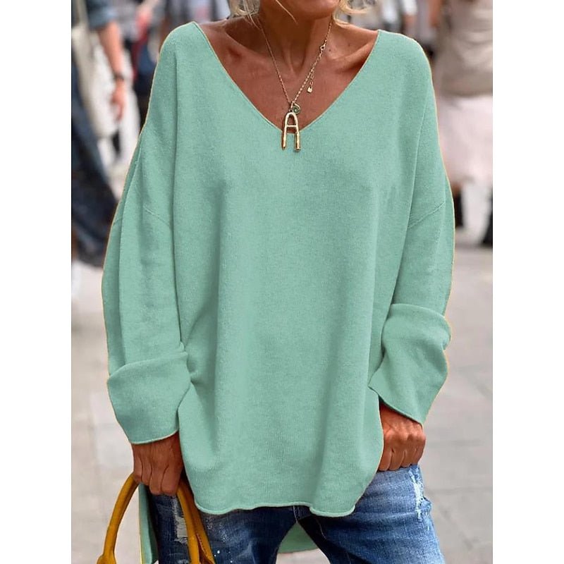 Relaxed V-Neck Pullover Sweater in Soft Knit for Casual Wear - Satinni