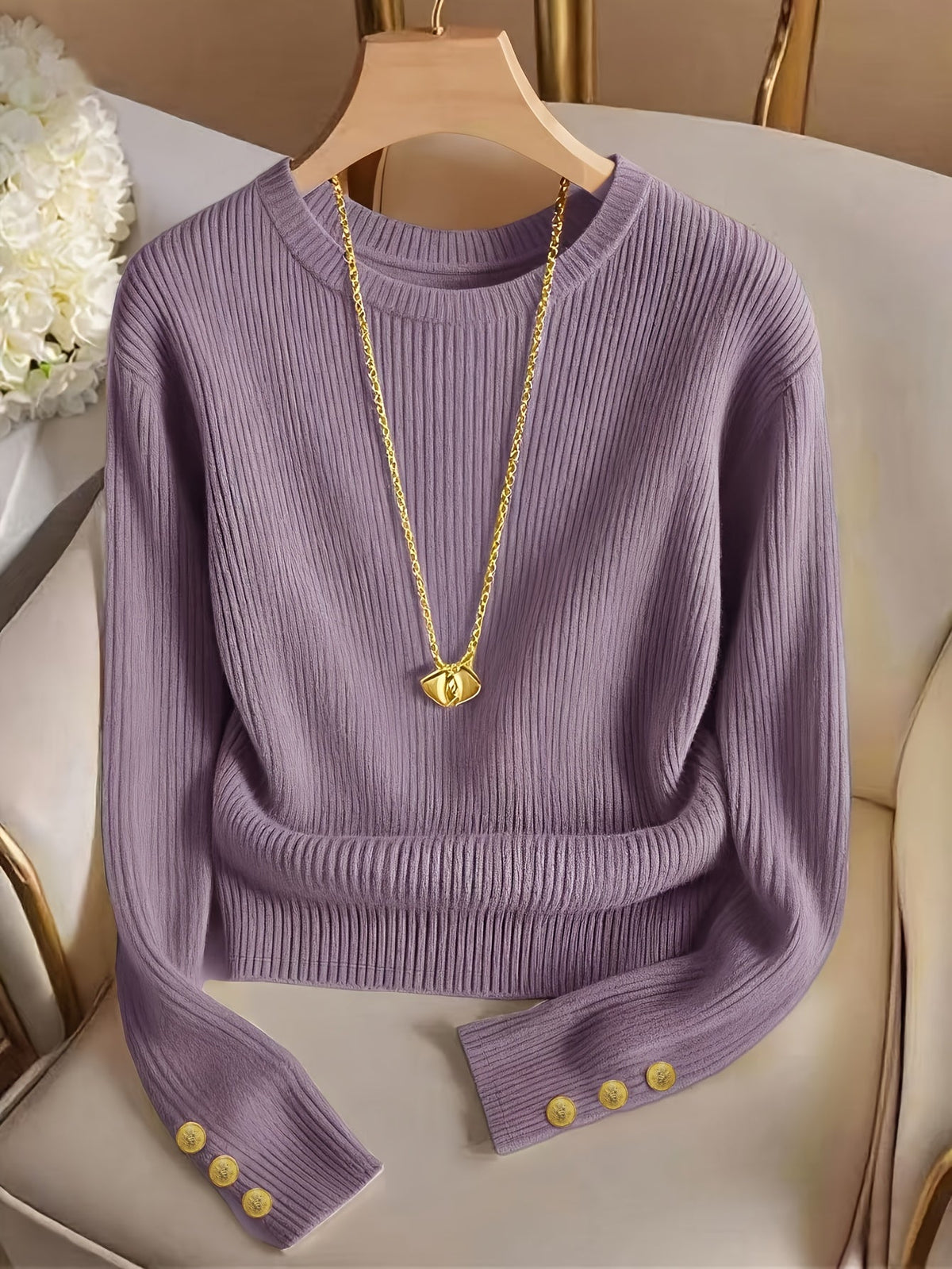 Ribbed Button-Cuff Sweater in Soft Knit for Casual Wear - Satinni