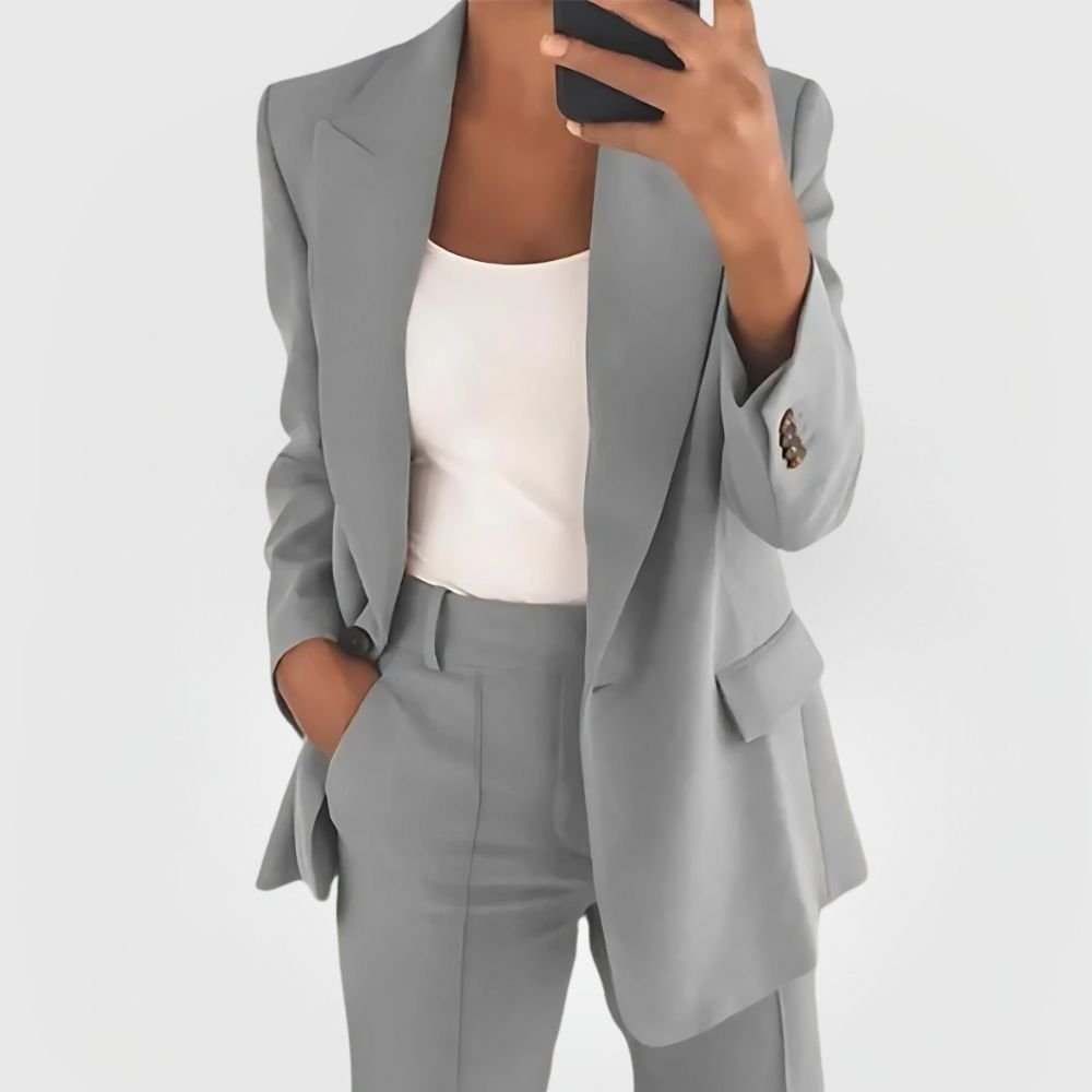 Women's Blazer Suit Set - Tailored Blazer and Pants for Office or Formal Wear - Satinnis